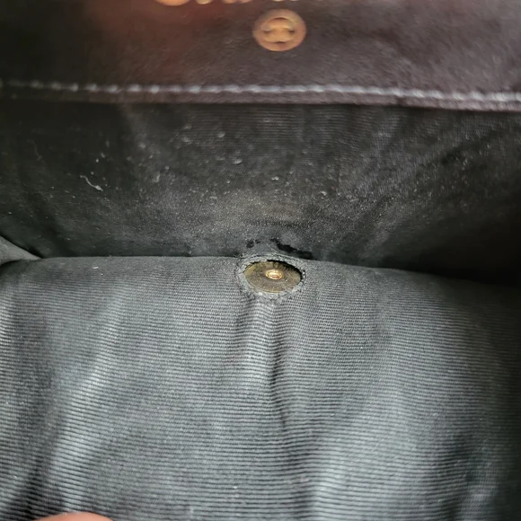 CHANEL Elegant Black Leather Logo Wallet Beautiful Pre-loved Condition Box Wrap - Picture 16 of 16